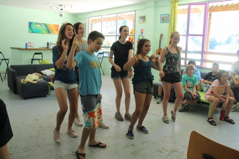 Village Camps International Summer Camp Ard&egrave;che, France 2019-07-26 https://www.villagecamps.com/journals_admin/images/925-20-17-07-2014 a (120) (800x533).jpg